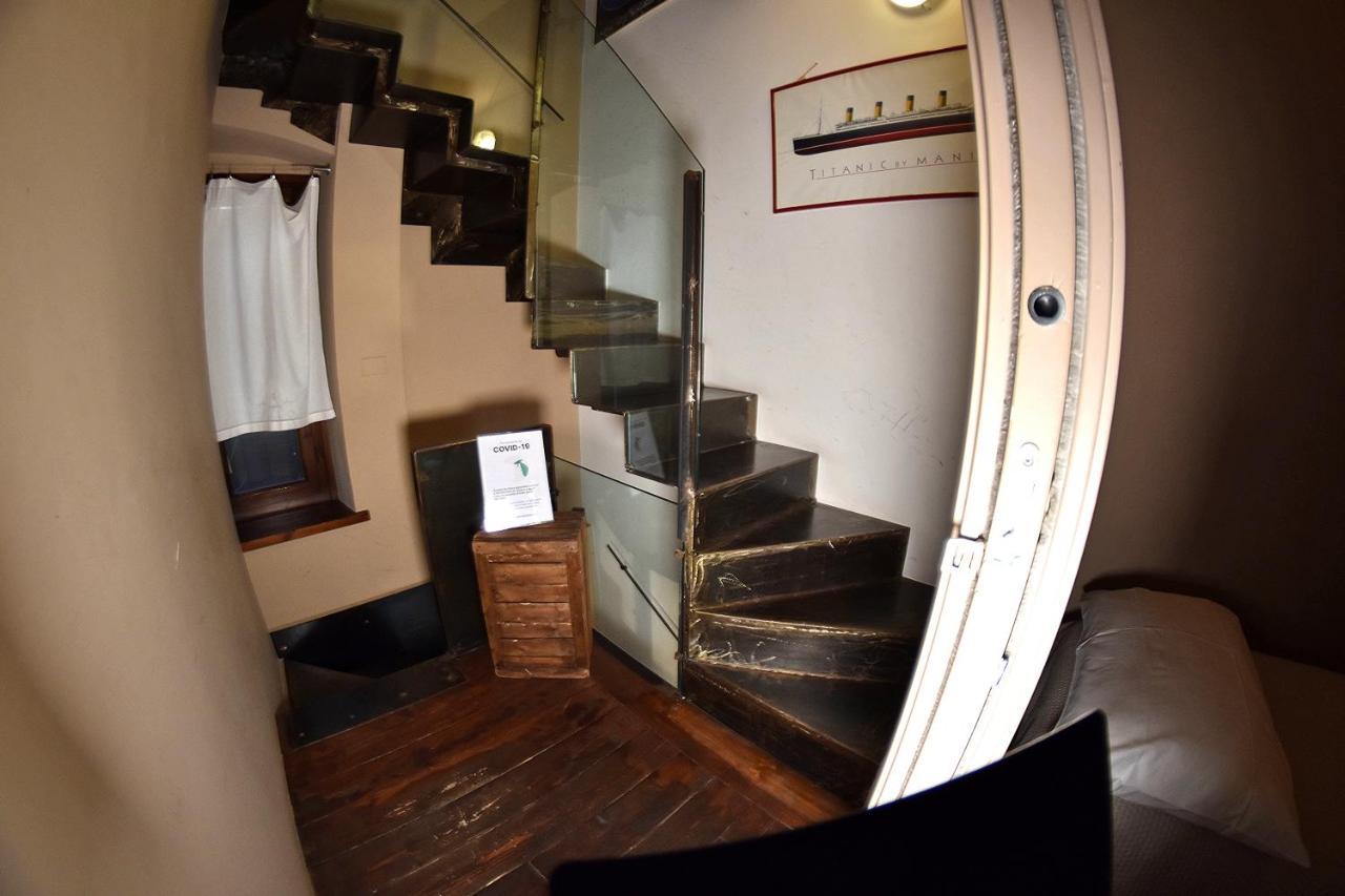 Prigioni House Bed & Breakfast Пескиера дел Гарда Екстериор снимка